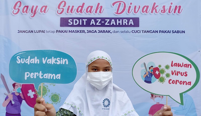 Potret Anak-Anak SDIT Az-Zahra Depok Disuntik Vaksin Covid-19 - Bagian 2