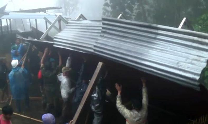  Angin Kencang Terjang Magelang, Puluhan Rumah Warga Porak-poranda