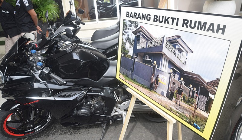 Polda Jateng Pamer Rumah Mewah-Uang Miliaran Hasil Ungkap Kasus TPPU Narkoba - Bagian 2