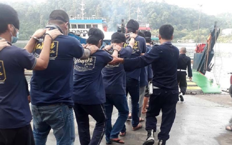 title 12 Bandar Narkoba Kakap di Lapas Narkotika Bali Dipindah ke Nusakambangan 12 Bandar Narkoba Kakap di Lapas Narkotika Bali Dipindah ke Nusakambangan