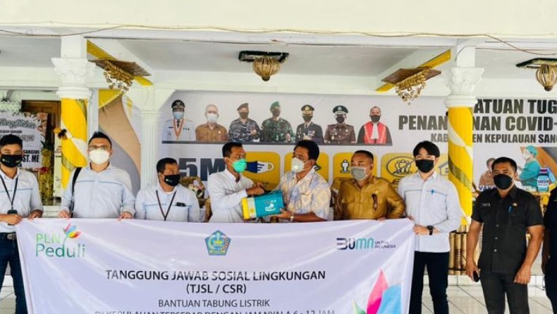 PLN Suluttenggo Bantu Tabung Listrik Masyarakat Kepulauan Sangihe, Lampu Nyala 12 Jam