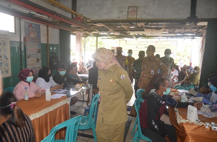 Bupati Barito Kuala Pantau Lokasi Vaksinasi Covid-19 di Beberapa Kecamatan