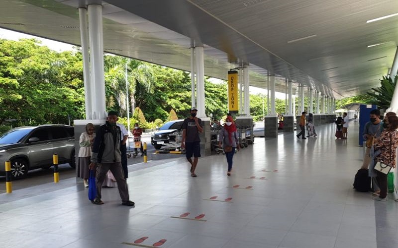 Mulai Hari Ini, Bandara Lombok Terapkan Pembayaran Parkir Nontunai