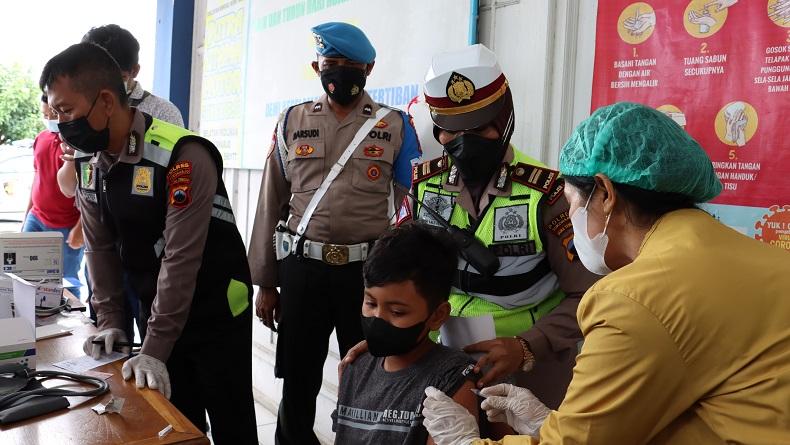 Polres Sukoharjo Sediakan Vaksinasi Drive Thru, Sasar Anak yang Ikut Mudik 