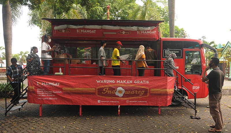 Bus Ini Keliling Klaten Bagikan Makanan Gratis - Bagian 2