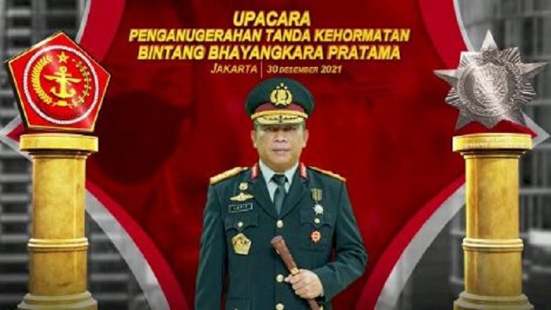 Kapolda Maluku Irjen Lotharia Latif Terima Bintang Bhayangkara Pratama dari Kapolri