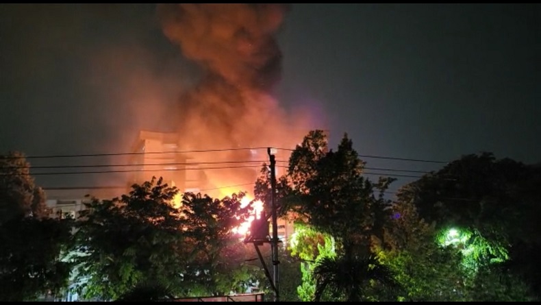 RSUP Kariadi Semarang Terbakar, 7 Mobil Pemadam Dikerahkan 
