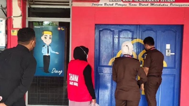 Suami Istri Kepala Desa di Maros Ditangkap karena Korupsi