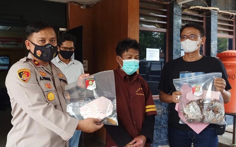 Ini Pria Palembang yang Suruh Anak Beli Bensin untuk Bakar Istri 