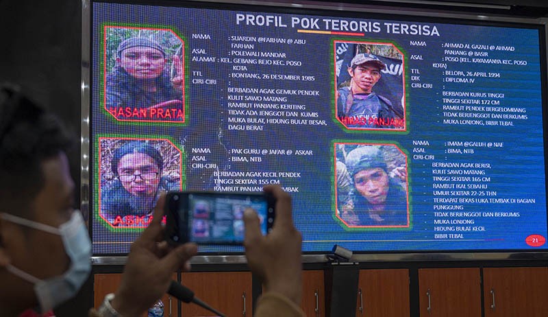 Sisa 4 Orang, DPO Teroris Poso Terus Diburu - Bagian 1