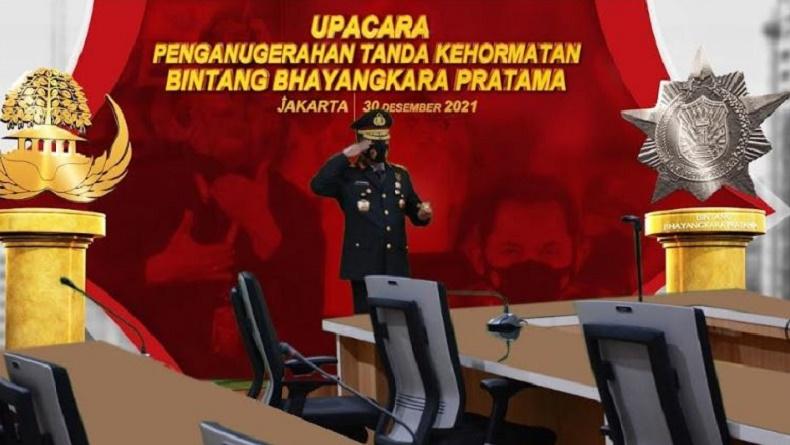 Kapolda Kepri Irjen Aris Budiman Terima Penghargaan Bintang Bhayangkara Pratama