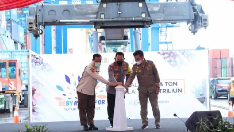 Momen Kapolri Hadiri Gebyar Ekspor Tutup Tahun 2021 di Sulawesi Selatan