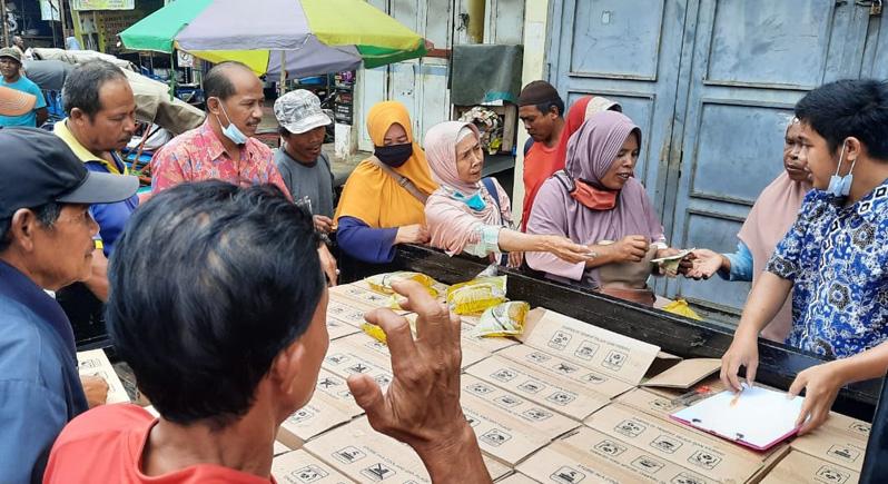 70.000 Liter Minyak Goreng Digelontor di 24 Kabupaten/Kota di Jateng untuk Operasi Pasar