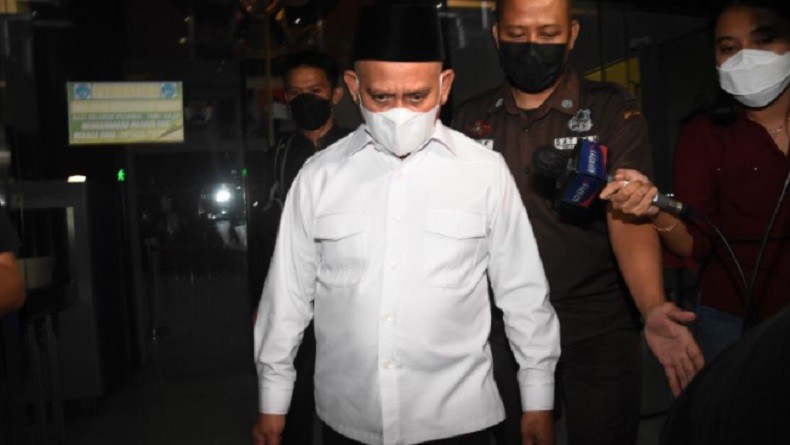 title Bupati HSU Nonaktif Abdul Wahid Jalani Sidang Perdana Kasus Pidana Korupsi Bupati HSU Nonaktif Abdul Wahid Jalani Sidang Perdana Kasus Pidana Korupsi