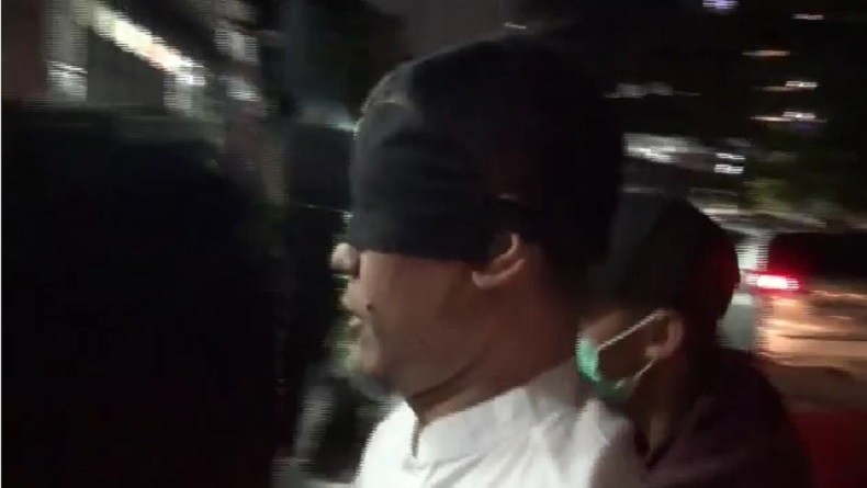 Munarman Belum Ditetapkan Tersangka, Polisi: Masih dalam Pemeriksaan