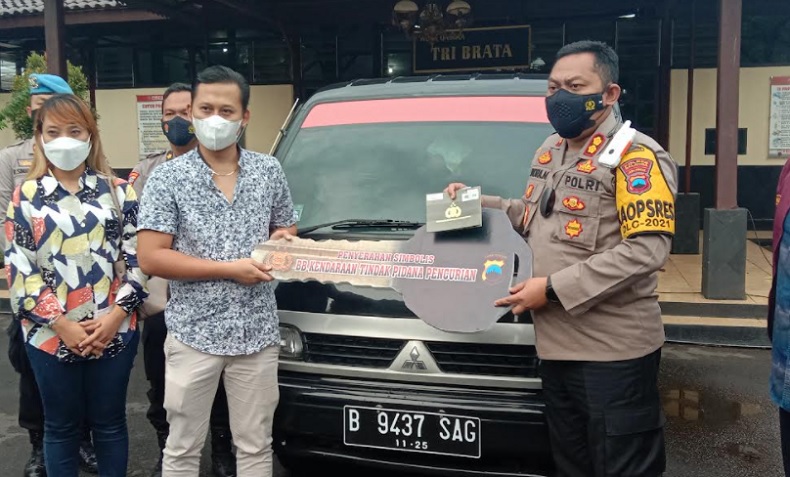 Warga Salatiga Tak Menyangka Mobilnya Ditemukan Polisi, Diserahkan Langsung Kapolres