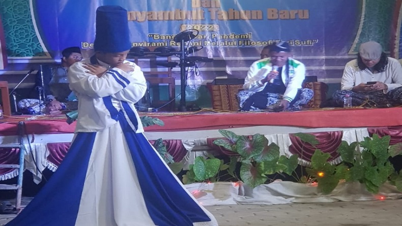 Pecahkan Rekor Muri, 99 Santri Ponpes di Grobogan Menari Sufi 24 Jam 