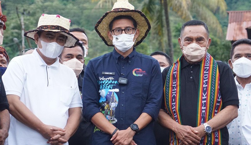 Gercep Berikan Bantuan, Menteri Sandiaga Rangsang Desa Detusoko Jadi Desa Kreatif demi Ekonomi Bangkit  - Bagian 3