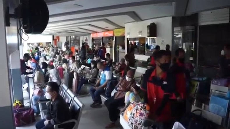 Tiket KA Jarak Jauh dari Bandung ke Jateng dan Jatim Ludes, Puncak Arus Mudik 30 April 