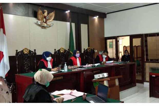 Mengaku Petugas PPKM dan Memeras, Pria Ini Dituntut 18 Bulan