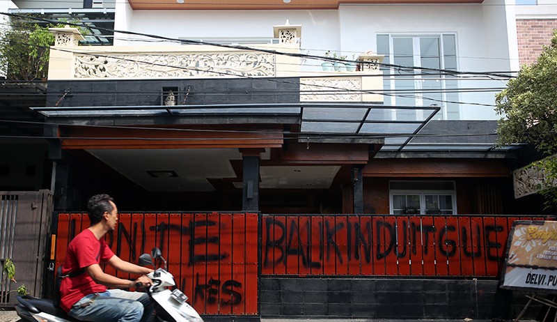 Penampakan Rumah Tersangka Investasi Bodong Dicoret Korban: Balikin Duit Gue - Bagian 2