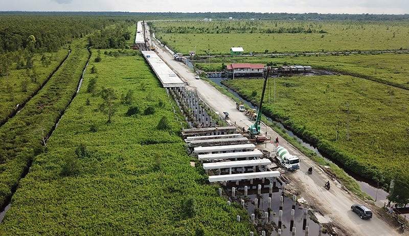 Pembangunan Jembatan Layang Trans Kalimantan untuk Antisipasi Banjir  - Bagian 1