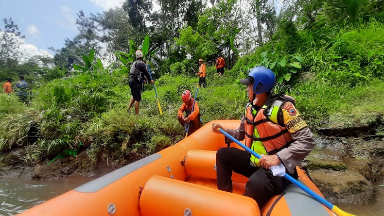 2 Santri Hanyut di Sungai Elo Magelang, 1 Ditemukan Tewas