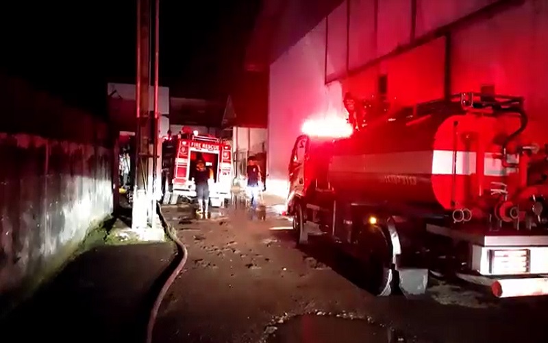 Gudang Kerajinan di Sukawati Gianyar Terbakar