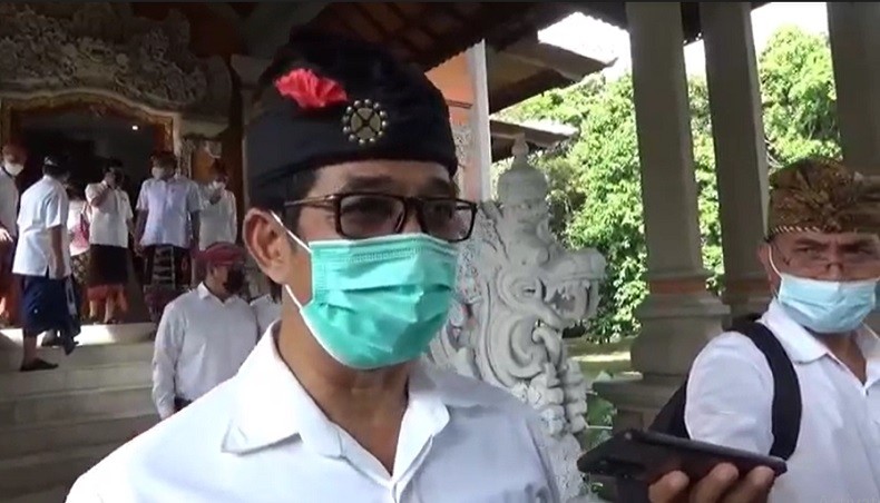 Hari Pertama PPDB SMA/SMK di Bali, Ini Kendala yang Dihadapi Orang Tua Siswa 