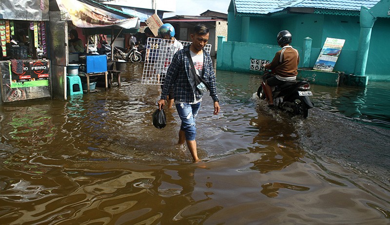 Waspada Banjir Rob di Sekitar Sungai Kapuas Pontianak - Bagian 1