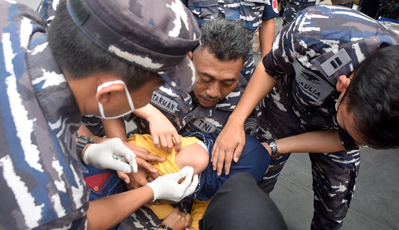 Senangnya Anak-Anak Ikuti Vaksin Sambil Berwisata di Kapal Perang TNI AL - Bagian 2