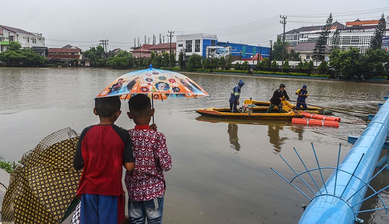 Mobil Pompa Penyedot Air Disiagakan untuk Antisipasi Banjir Palembang  - Bagian 2