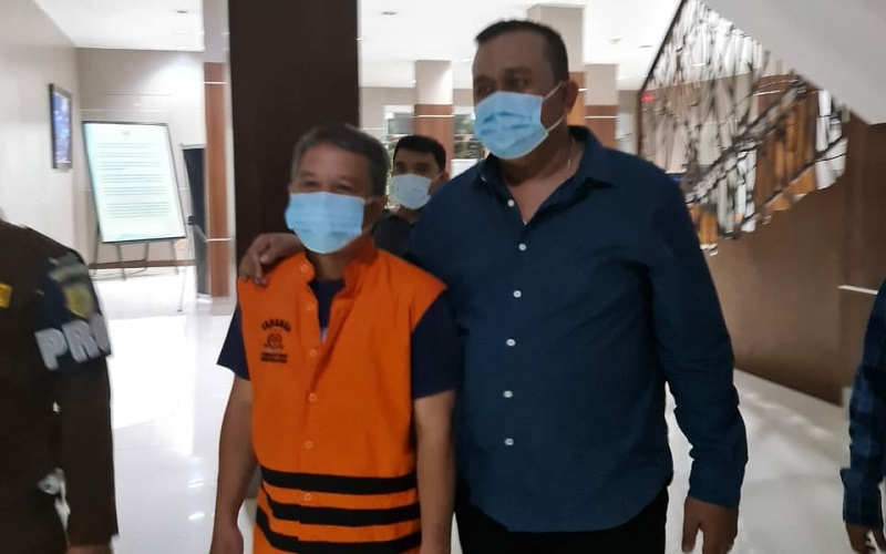 title Sempat Jadi Driver Ojol, Tersangka Korupsi di Asahan Ditangkap usai 8 Tahun Buron Sempat Jadi Driver Ojol, Tersangka Korupsi di Asahan Ditangkap usai 8 Tahun Buron