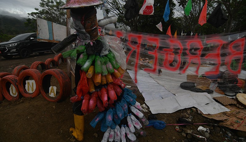 Pertunjukan Seni Kontemporer Kritisi Masalah Lingkungan di Kota Palu - Bagian 2