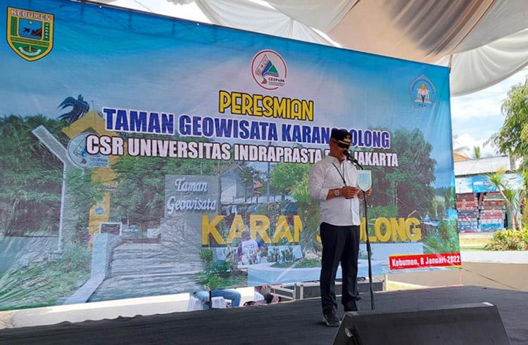 Resmikan Taman Geowisata Karangbolong, Bupati: Kebumen Miliki Kawasan Geopark 