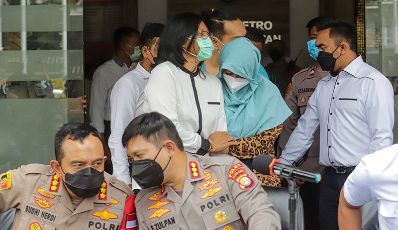 Hilangkan Trauma KDRT, Pedangdut Velline Chu Pakai Sabu hingga Ditangkap Polisi - Bagian 3