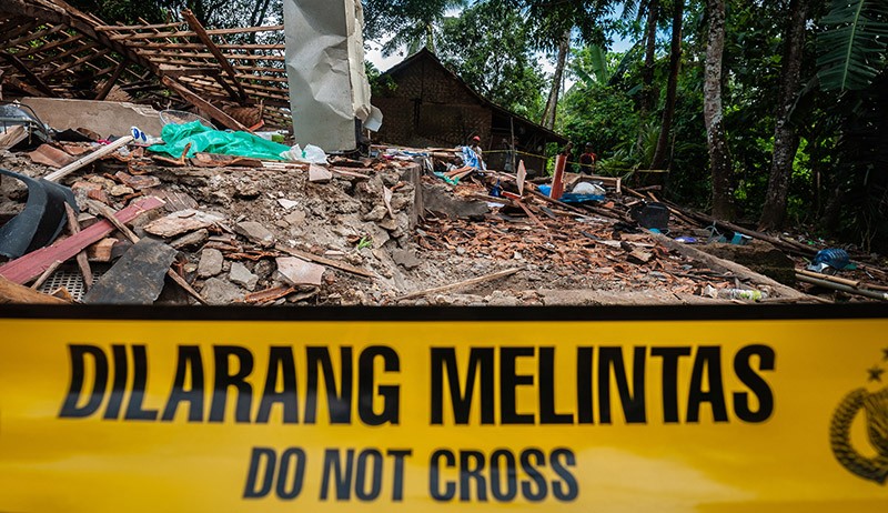 Penampakan Rumah Hancur akibat Bom Ikan di Pandeglang, 1 Orang Tewas - Bagian 3