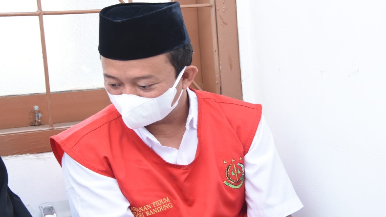 Jaksa Tuntut Pemerkosa 13 Santriwati di Bandung Hukuman Mati, Identitas Harus Disebar