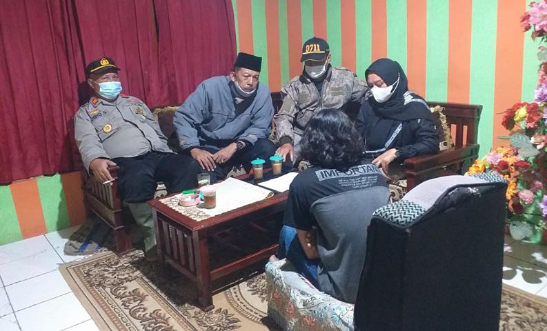Viral Keluarga Simpan Mayat di Rumah, Jenazah Remaja 14 Tahun Ini Akhirnya Dimakamkan