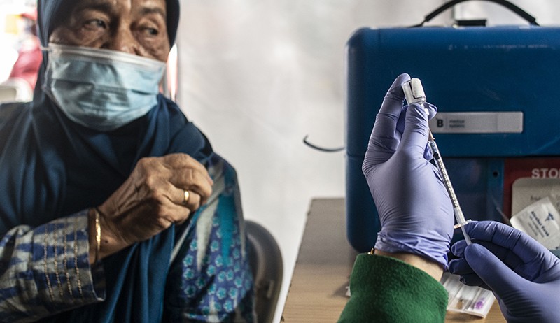 50.000 Vaksin Booster Disiapkan untuk Lansia di Bandarlampung