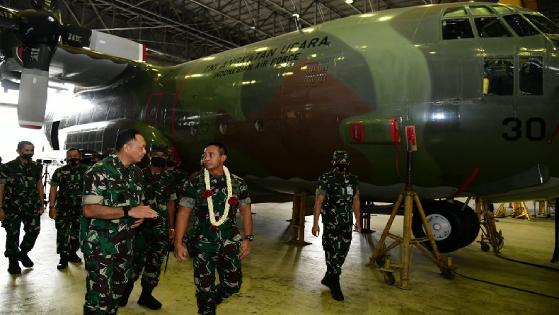 Panglima TNI dan KSAU Cek Kesiapan Skadron Move di Lanud Husein Sastranegara