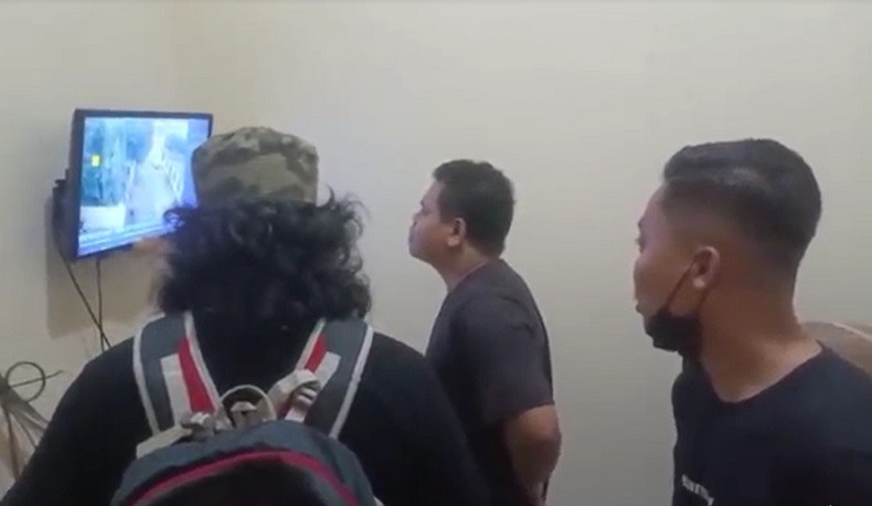 Terekam CCTV, Begini Aksi Pelaku Curi Tas Ajudan Kapolres Toraja Utara Berisi Uang Rp2,5 Juta