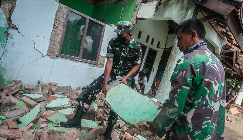 1.231 Rumah Rusak akibat Gempa Magnitudo 6,6 Banten - Bagian 2