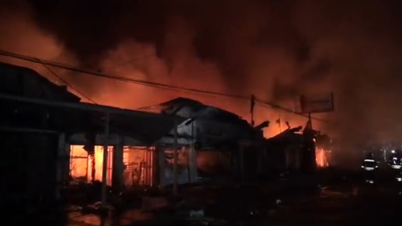 Kebakaran di Malang, Puluhan Kios di Pasar Bululawang Hangus