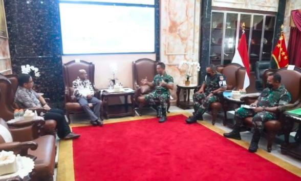 Panglima Jenderal Andika Pastikan TNI Kawal Pembangunan Papua