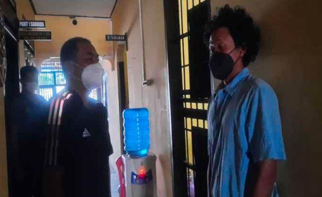 Pria Beristri di Kobar Hobi Curi Celana Dalam Wanita untuk Dicium lalu Dibuang