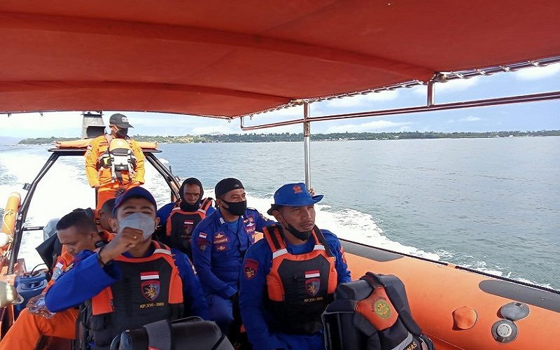 Tim SAR Gabungan Kembali Cari Satu Korban KM Tiga Bersaudara