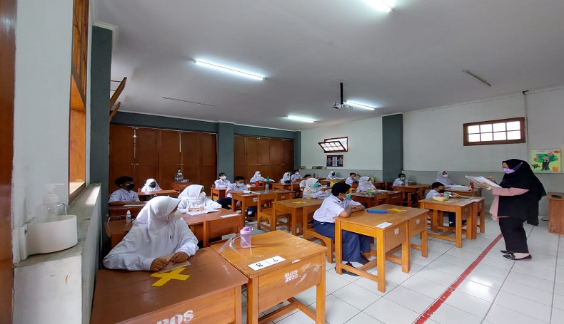 Gegara Siswa Baru Pulang dari Luar Negeri, Sekolah di Cimahi Batal PTM 100 Persen