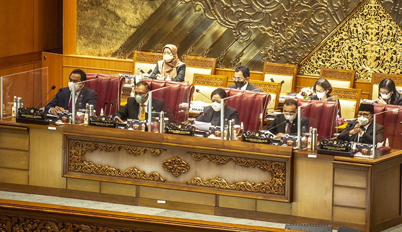 Suasana Rapat Paripurna Pengesahan RUU TPKS Menjadi RUU Inisiatif DPR - Bagian 2