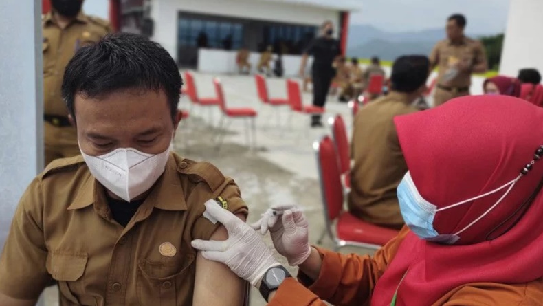 ASN di Bandarlampung Mulai Disuntik Vaksin Booster Covid-19